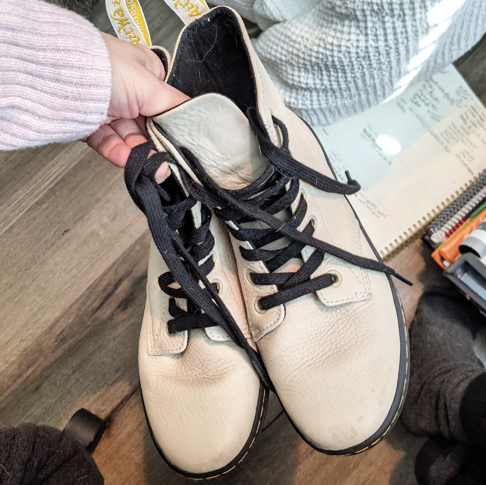 Dr.Martens